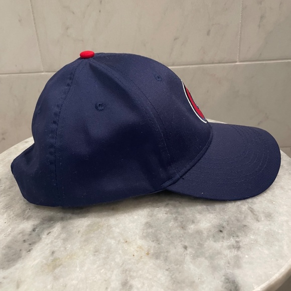 Atlanta Braves Hat - Picture 3 of 5